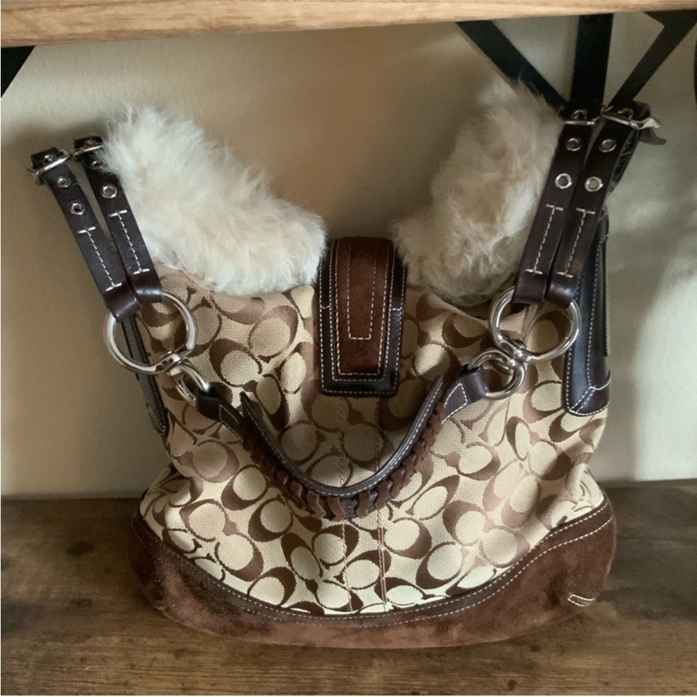 Coach Signature Set Handbag Tote Purse Wallet Winter Fur leather canvas - Picture 3 of 15